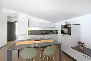Appartement de vacances avec sauna, jacuzzi et terrasse | Vue jardin - Image 4