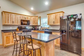 Pet-Friendly Woodruff Cabin Near Lakes - Image 4