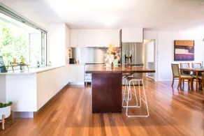 Mid-Century Modern Retro Beach House - Image 3