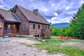 The Ski House on Nordic Knoll - Spacious Ski house, under 10 minutes to Sunday River - Image 3