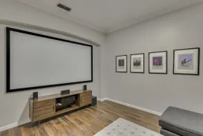 Spacious and Luxury Home w/ Cinema Room and Pool - Image 3