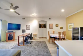 'Red Rox' Phoenix Condo w/ Patio ~ 3 Mi to Airport - Image 4