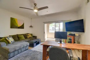 'Red Rox' Phoenix Condo w/ Patio ~ 3 Mi to Airport - Image 5