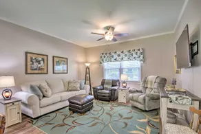 Family Home w/ Fire Pit, 2 Mi to Lake Access - Image 3
