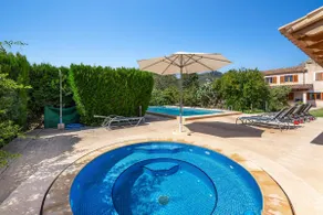 Casa de férias \"Can Noble den Suau\" com piscina, jacuzzi, terraços e jardim - Image 2
