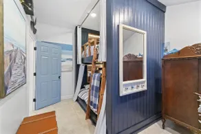 Margate Home with Large Outdoor Kitchen - Image 5