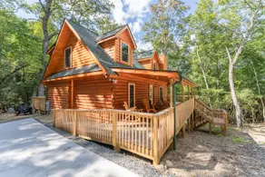 Hideaway Cabin · Hideaway Cabin in Cedar Mountain - Image 2