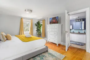 *1710 Historic Downtown 2BR |Salem+Witch Trials - Image 5