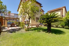 Ferienhaus „Paolo e Francesca“ mit privatem Garten, Klimaanlage, WLAN – 150 m zum Strand - Image 3
