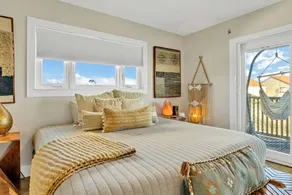 Hidden Bohemian Waterview 1BR Beach Access Retreat - Image 2