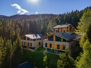 Luxurious and beautiful lodge with fantastic view - Image 3
