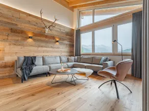Luxurious and beautiful lodge with fantastic view - Image 2