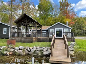 Bespoke Lake Cottage - Image 3