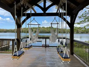 Bespoke Lake Cottage - Image 5