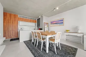 Premium Bondi Beach 2 Bedroom with Beach view and parking - Image 5
