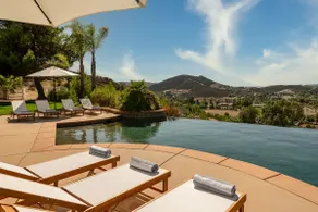 Vineyard View by Fieldtrip 8 Bd with Infinity Pool Hot Tub Games - Image 2