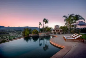 Vineyard View by Fieldtrip 8 Bd with Infinity Pool Hot Tub Games - Image 5