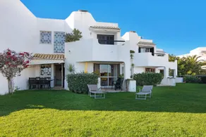 Apartamento Nautilus con vista sul mare, piscina, Wi-Fi, A/C e giardino - Image 2