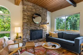 MidCentury Beach Cabin by AvantStay | Walk 2 Beach - Image 5
