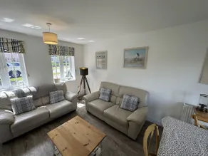 Lee's Plaice - Pool and Beach Access - Sleeps 5 - Image 5