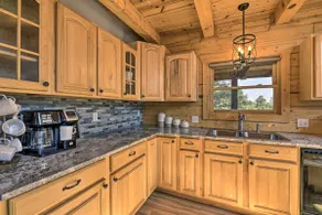 ‘Lazy Beaver Lodge’ Pagosa Cabin w/ Deck, Fire Pit - Image 5