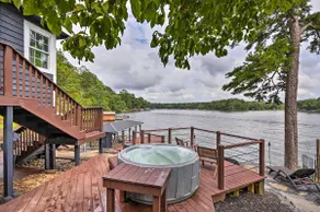 Waterfront Gem on Lake Sinclair with Boat Dock! - Image 3