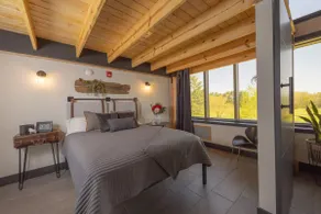 Cedar Loft by The Inn & Spa at Cedar Falls - Image 5