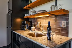 Cedar Loft by The Inn & Spa at Cedar Falls - Image 3