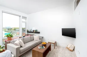 Modern Luxury 1BR Apt with Rooftop, Gym, and Parking - Image 4
