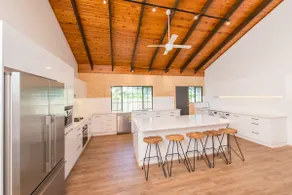 Bedella | 6 Bedroom, 2 Bathroom, Sleeps 12 - Image 3