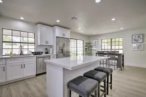 Hot Tub! Family-Friendly Home, 8 Mi to Westgate - Image 2