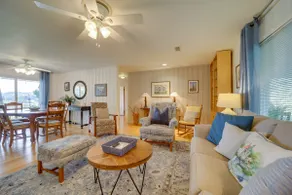 Serene Lake Junaluska Gem: Deck & Mountain Views - Image 4
