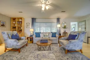 Serene Lake Junaluska Gem: Deck & Mountain Views - Image 5