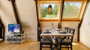 Vacation home with terrace - Image 5