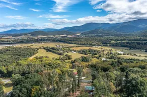 Upscale cabin | stunning views, Built 2022 | VV - Image 5