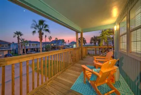 Private Pool+Yard, Game Room | South By Sunkissed - Image 3