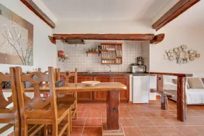 Apartment 5 - Image 5
