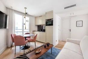 Modern 2BR/6P | steps to Moulin Rouge | with AC - Image 2