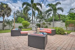 Colorful Fort Myers Home w/ Sunroom & Patio! - Image 3