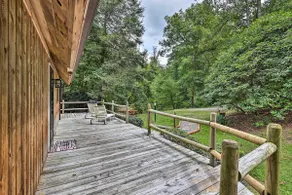 Quiet Max Meadows Cabin, 12 Acres of Property - Image 2