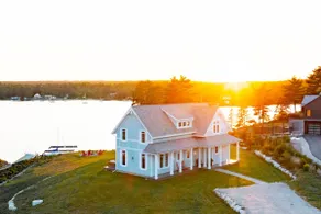Chester Oceanfront Luxury Villa - Image 2