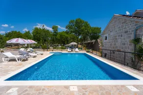 Villa Lugareva with 52 sqm private pool, 4 bedrooms, 4 bathrooms, summer kitchen, traditional environment, playground - Image 4