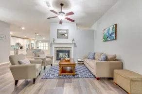 Spacious Home w/ Sunroom, 15 Mi to Pensacola! - Image 4