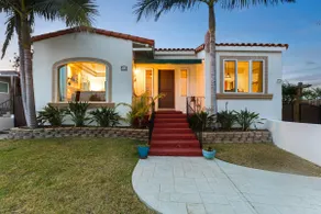 La Playa | Charming Bayside Bungalow - Image 2