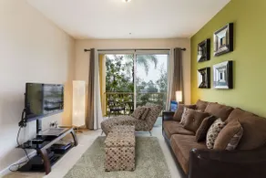 2BR|Mins to Convention Center, ICON & Universal - Image 5