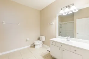 2BR|Mins to Convention Center, ICON & Universal - Image 2