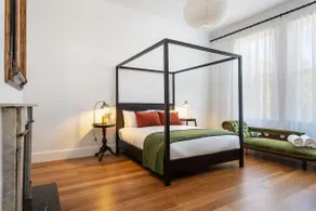 Luxury at Lauralla - An Elegant Victorian Escape - Image 4