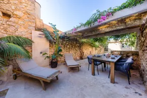 Ferienhaus 'Casa Max' mit Blick auf das Wahrzeichen, Privatem Pool, Terrasse und WLAN - Image 3