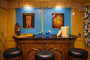 Indy's Palm Pad | Deck • Retro Tiki Bar • Parking - Image 5