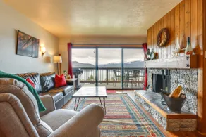 8 Mi to Keystone Resort: Dillion Condo w/ Hot Tub! - Image 4